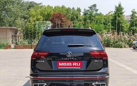 Volkswagen Tiguan II, 2022 год, 2 120 000 рублей, 6 фотография
