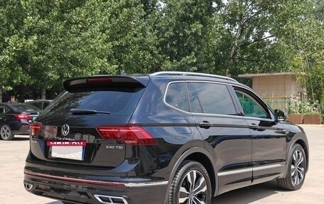 Volkswagen Tiguan II, 2022 год, 2 120 000 рублей, 5 фотография
