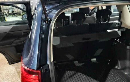 Mitsubishi Outlander III рестайлинг 3, 2019 год, 1 800 000 рублей, 3 фотография