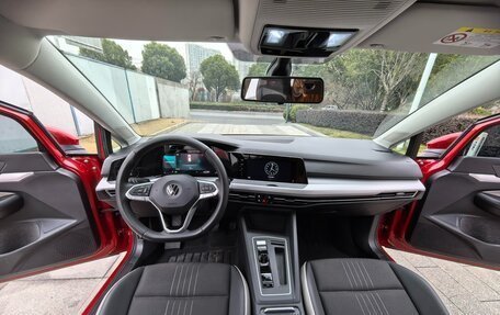 Volkswagen Golf VIII, 2022 год, 1 550 000 рублей, 8 фотография