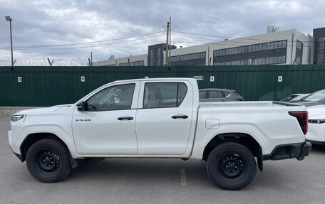 Toyota Hilux, 2026 год, 5 800 000 рублей, 2 фотография