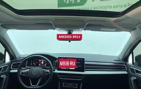 Volkswagen Tiguan II, 2023 год, 2 490 000 рублей, 2 фотография