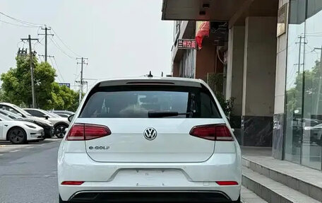 Volkswagen Golf VII, 2018 год, 1 150 010 рублей, 5 фотография