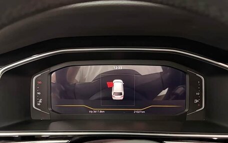 Volkswagen Tiguan II, 2023 год, 2 540 000 рублей, 12 фотография
