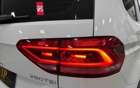 Volkswagen Touran III, 2022 год, 2 330 000 рублей, 12 фотография