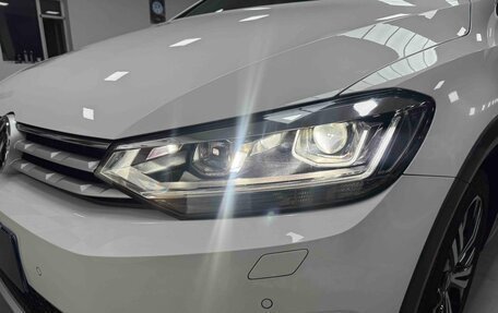 Volkswagen Touran III, 2022 год, 2 330 000 рублей, 20 фотография