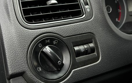 Volkswagen Polo VI (EU Market), 2015 год, 849 000 рублей, 8 фотография