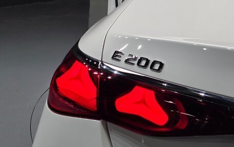 Mercedes-Benz E-Класс, 2025 год, 5 975 700 рублей, 6 фотография