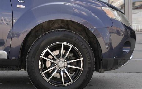 Mitsubishi Outlander III рестайлинг 3, 2007 год, 1 100 000 рублей, 9 фотография