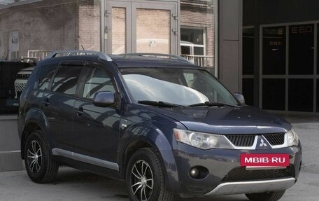 Mitsubishi Outlander III рестайлинг 3, 2007 год, 1 100 000 рублей, 3 фотография