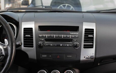Mitsubishi Outlander III рестайлинг 3, 2007 год, 1 100 000 рублей, 14 фотография