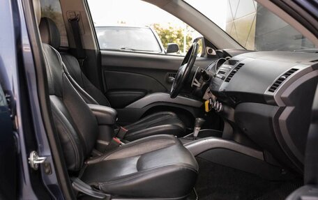 Mitsubishi Outlander III рестайлинг 3, 2007 год, 1 100 000 рублей, 19 фотография