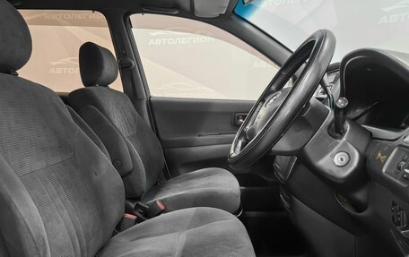 Toyota Gaia, 2003 год, 599 000 рублей, 10 фотография