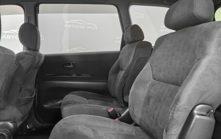 Toyota Gaia, 2003 год, 599 000 рублей, 15 фотография