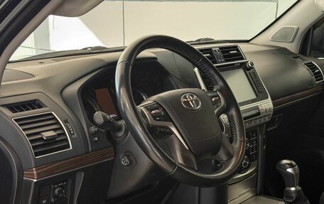 Toyota Land Cruiser Prado 150 рестайлинг 2, 2020 год, 5 487 000 рублей, 8 фотография