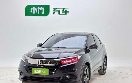 Honda Vezel, 2022 год, 1 550 000 рублей, 1 фотография