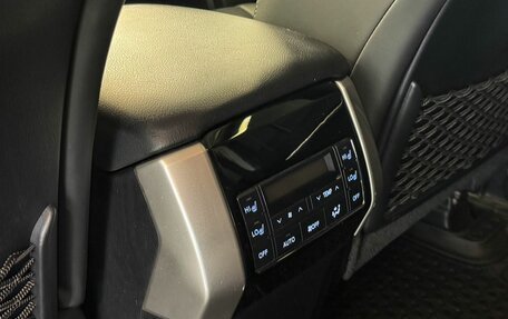 Toyota Land Cruiser Prado 150 рестайлинг 2, 2020 год, 5 487 000 рублей, 19 фотография