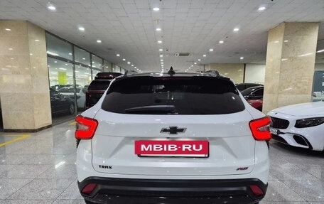Chevrolet Trax, 2023 год, 1 636 000 рублей, 4 фотография