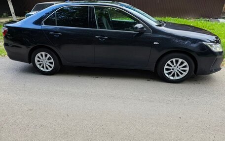 Toyota Camry, 2018 год, 1 850 000 рублей, 2 фотография