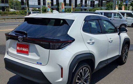 Toyota Yaris Cross, 2023 год, 1 500 000 рублей, 8 фотография