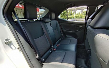 Toyota Yaris Cross, 2023 год, 1 500 000 рублей, 23 фотография