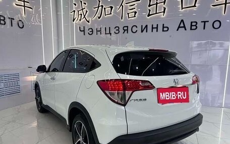 Honda Vezel, 2022 год, 1 650 000 рублей, 7 фотография