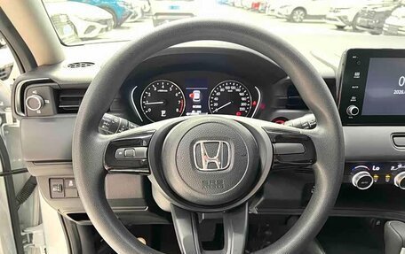 Honda Vezel, 2023 год, 1 850 000 рублей, 13 фотография