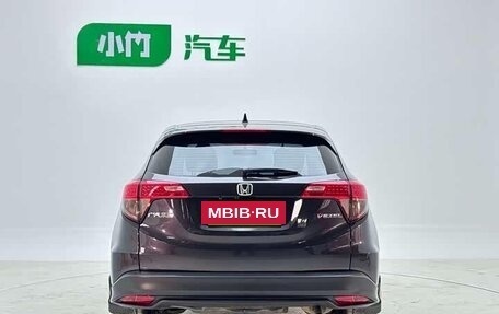 Honda Vezel, 2022 год, 1 550 000 рублей, 11 фотография