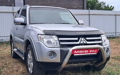 Mitsubishi Pajero IV, 2008 год, 2 000 000 рублей, 2 фотография