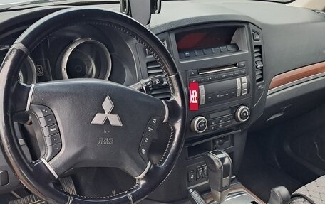 Mitsubishi Pajero IV, 2008 год, 2 000 000 рублей, 6 фотография