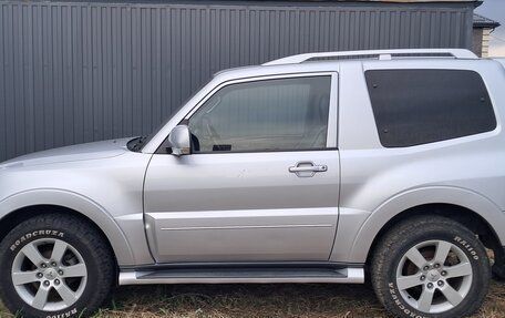 Mitsubishi Pajero IV, 2008 год, 2 000 000 рублей, 15 фотография