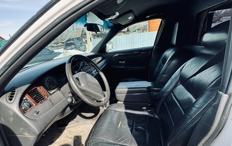 Lincoln Town Car III рестайлинг, 2001 год, 240 000 рублей, 13 фотография