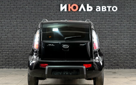 KIA Soul I рестайлинг, 2010 год, 750 000 рублей, 3 фотография