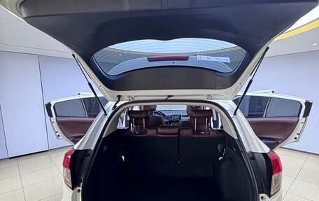 Honda Vezel, 2022 год, 1 550 000 рублей, 18 фотография