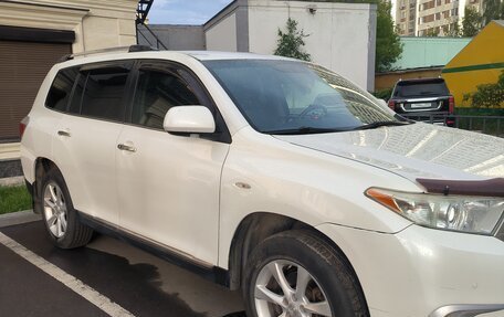 Toyota Highlander III, 2011 год, 1 650 000 рублей, 5 фотография