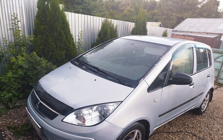 Mitsubishi Colt VI рестайлинг, 2005 год, 270 000 рублей, 1 фотография