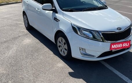 KIA Rio III рестайлинг, 2014 год, 849 000 рублей, 2 фотография