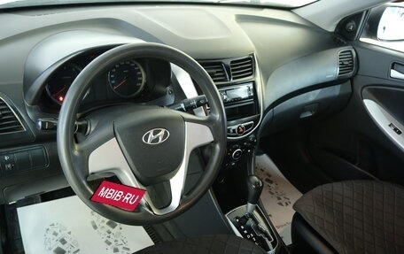 Hyundai Solaris II рестайлинг, 2014 год, 899 000 рублей, 9 фотография