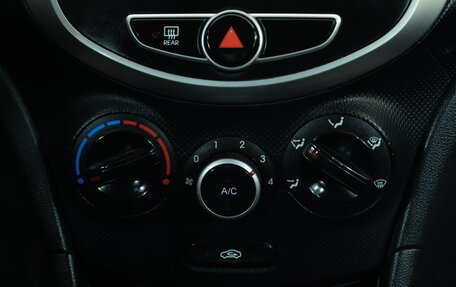 Hyundai Solaris II рестайлинг, 2014 год, 899 000 рублей, 14 фотография