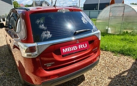 Mitsubishi Outlander III рестайлинг 3, 2013 год, 1 450 000 рублей, 6 фотография