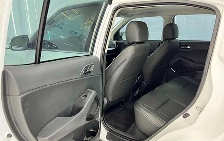 Hyundai ix35, 2022 год, 1 790 000 рублей, 4 фотография