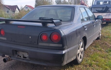 Nissan Skyline, 1998 год, 550 000 рублей, 2 фотография