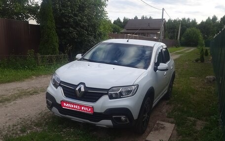 Renault Logan II, 2019 год, 450 000 рублей, 1 фотография