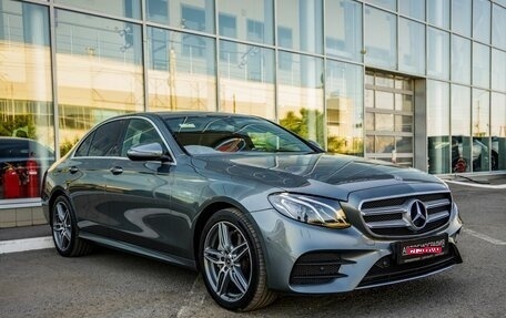 Mercedes-Benz E-Класс, 2018 год, 3 368 000 рублей, 1 фотография