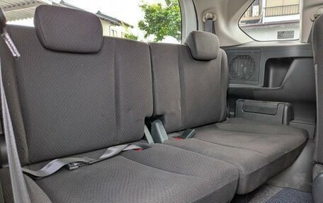 Honda Freed I, 2010 год, 900 000 рублей, 17 фотография