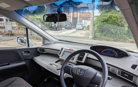 Honda Freed I, 2010 год, 900 000 рублей, 9 фотография