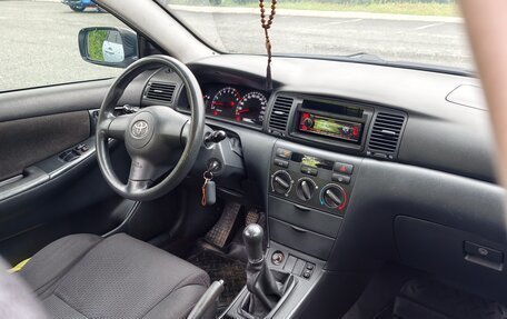 Toyota Corolla, 2006 год, 750 000 рублей, 9 фотография