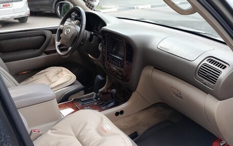 Toyota Land Cruiser 100 рестайлинг 2, 2002 год, 1 630 000 рублей, 4 фотография