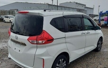 Honda Freed II, 2022 год, 2 190 000 рублей, 5 фотография