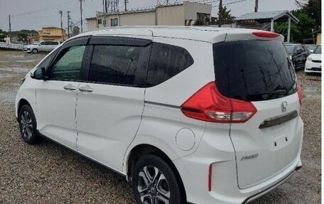 Honda Freed II, 2022 год, 2 190 000 рублей, 7 фотография